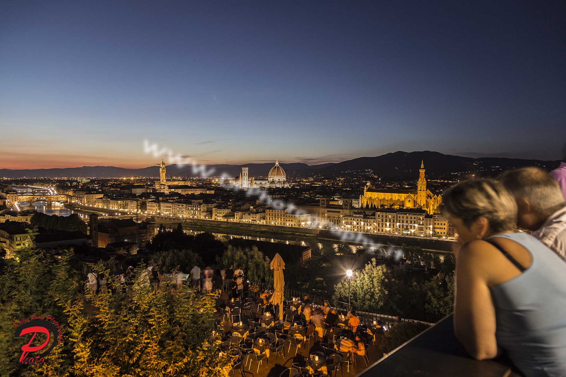 Browsing from Piazzale Michelangelo