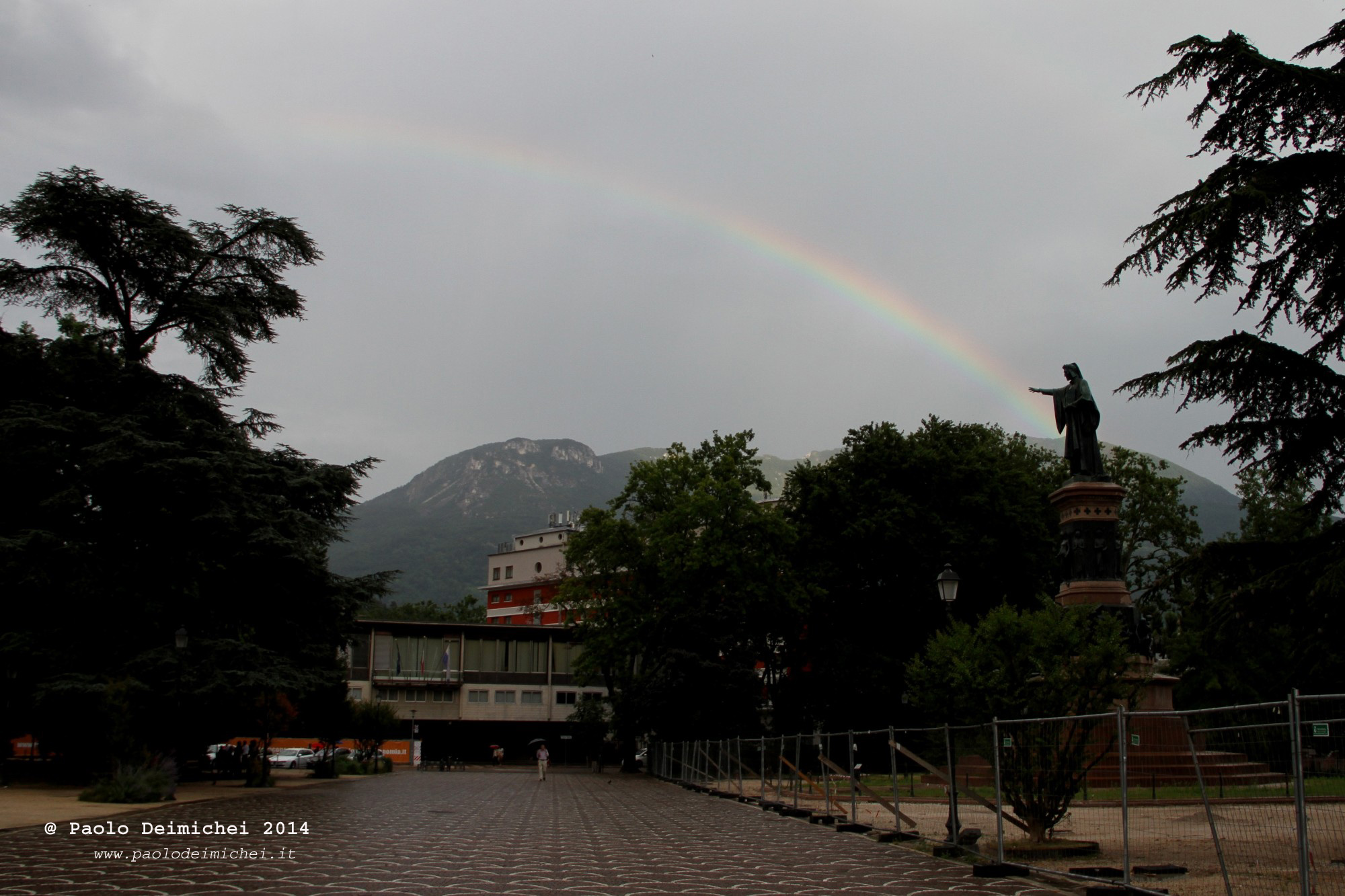 Rainbow Piazza Dante 1 (Trento)