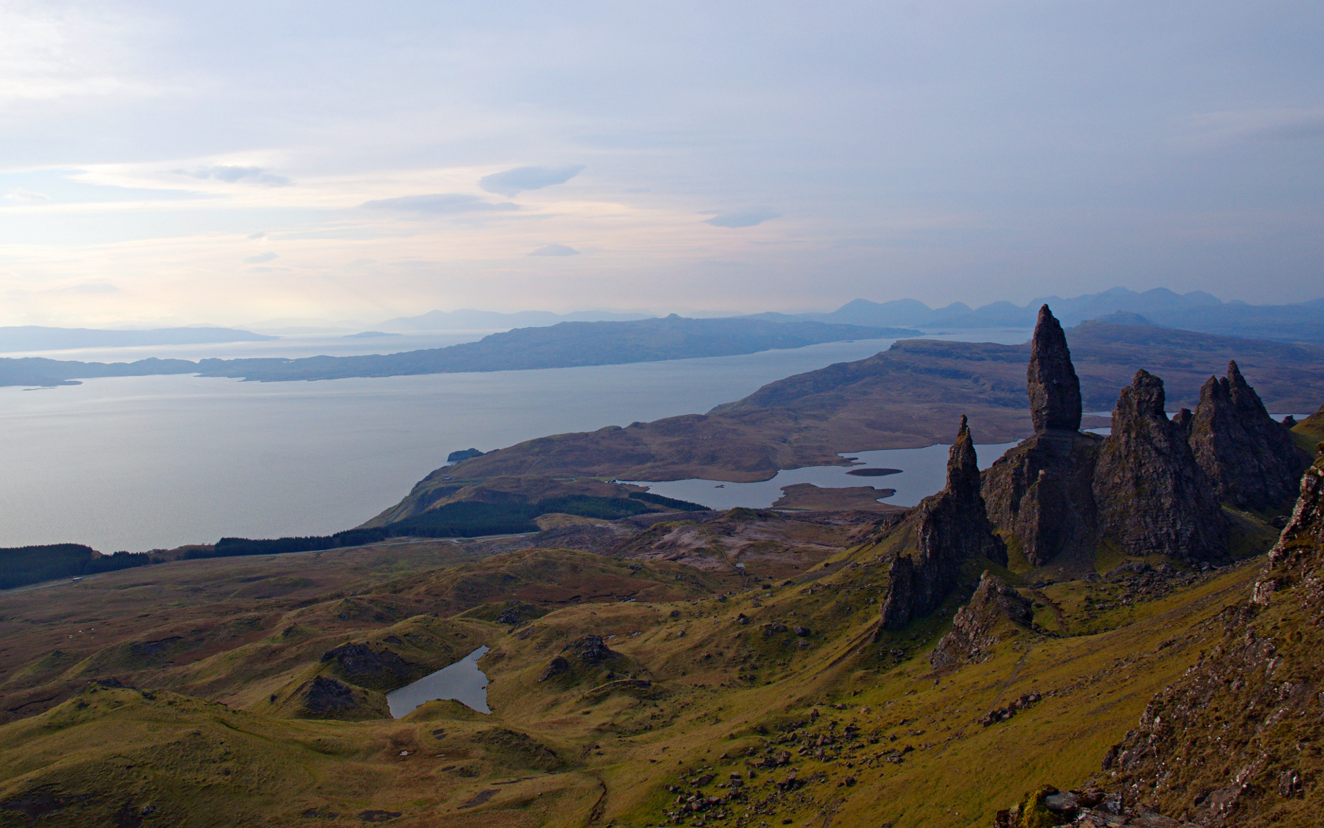 The Old Man Storr and surroundings