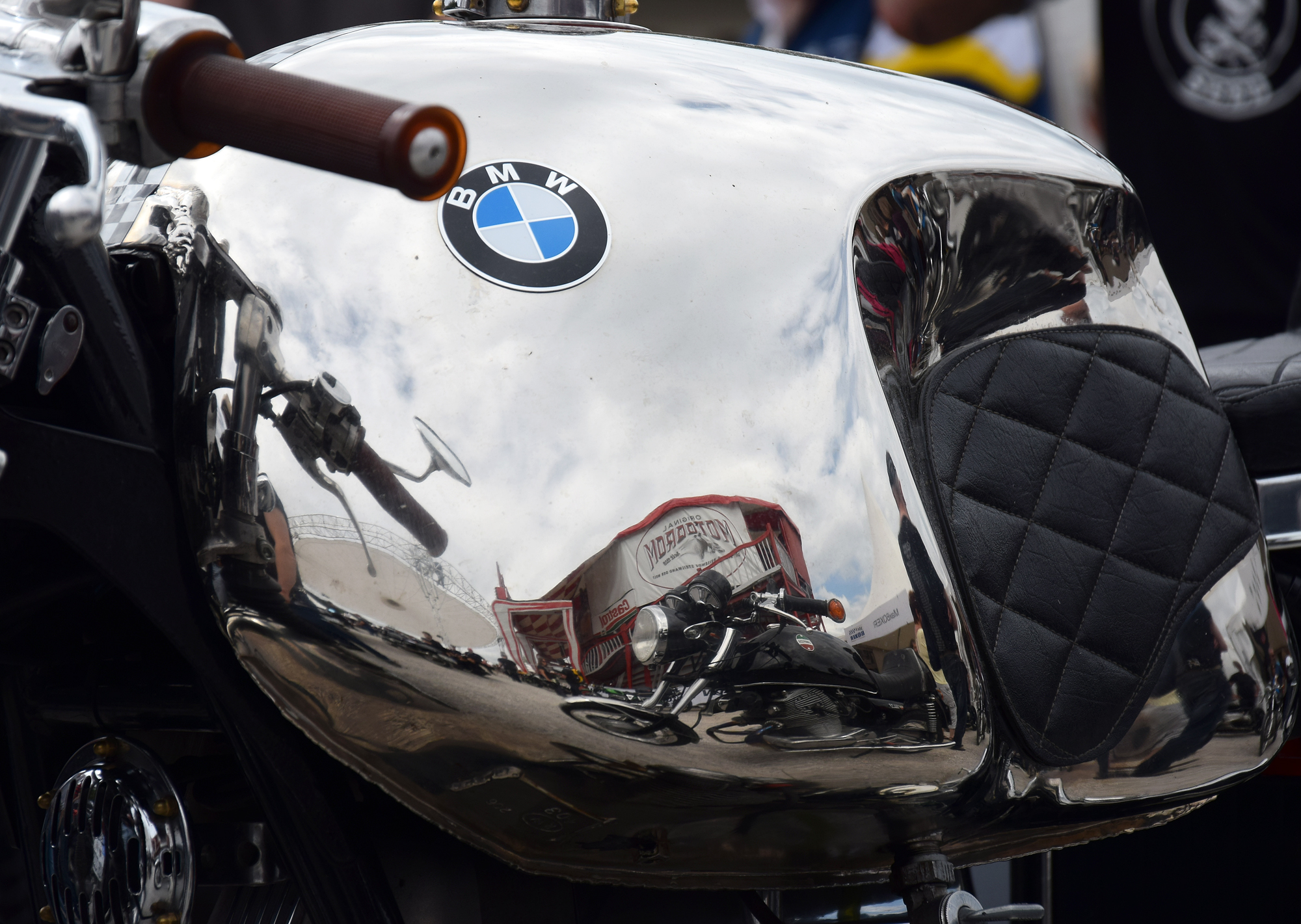 Italiana allo specchio