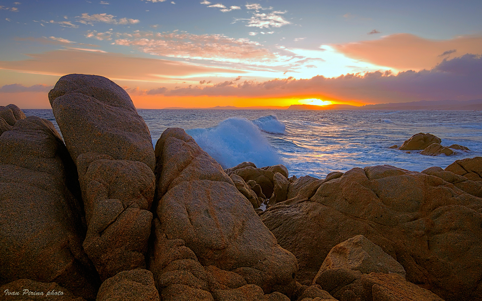 La nascita di un giorno, la morte di un'onda...