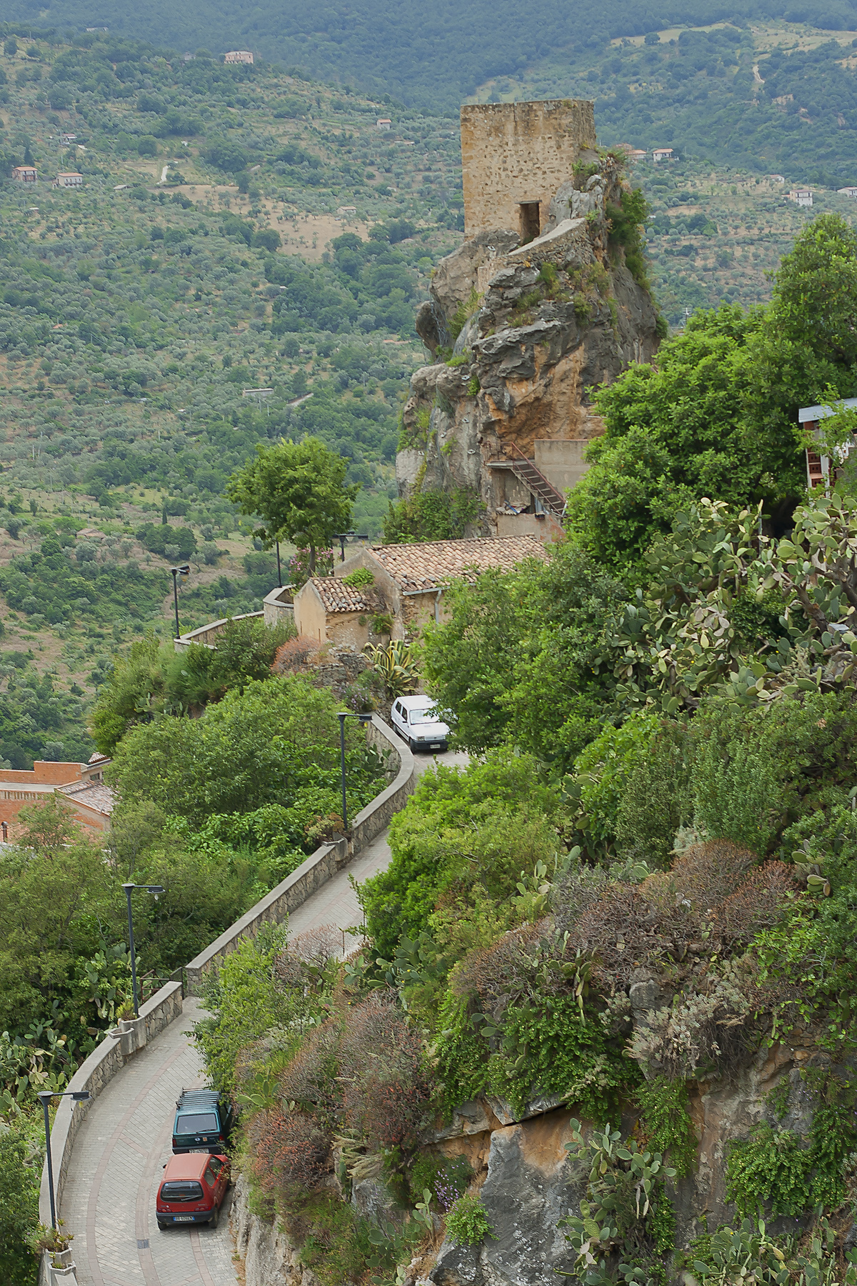 Torre di guardia sulla valle