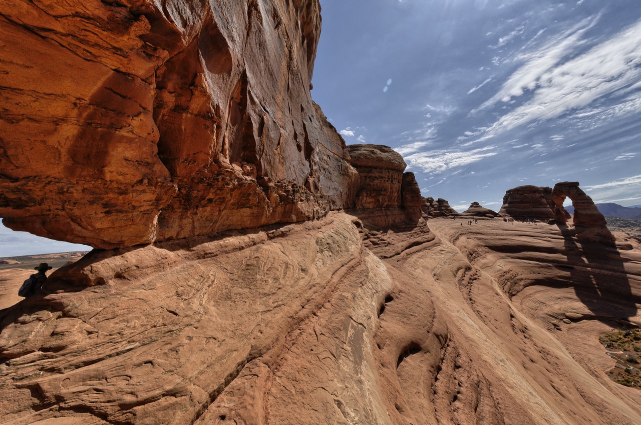 Approaching Delicate Arch
