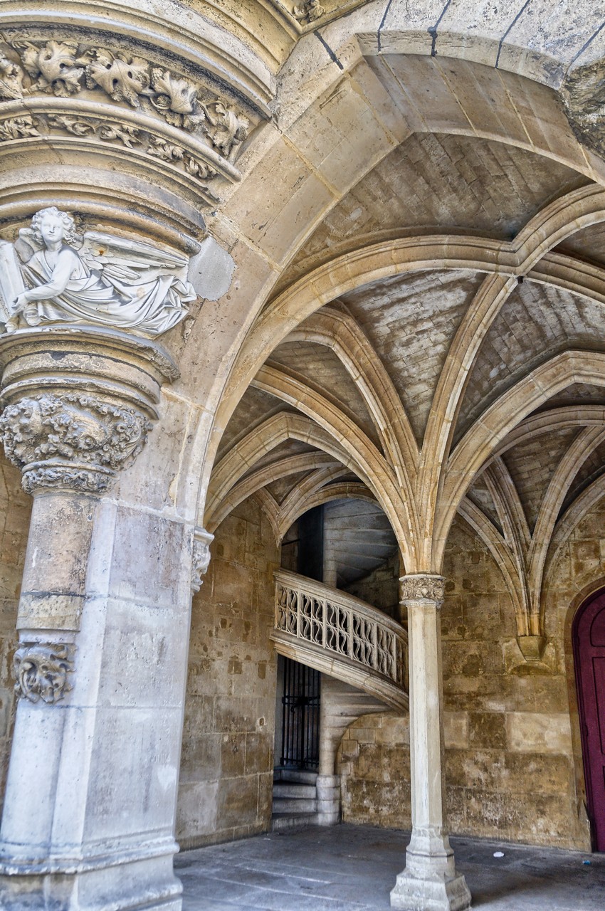 Scala a chiocciola a Parigi