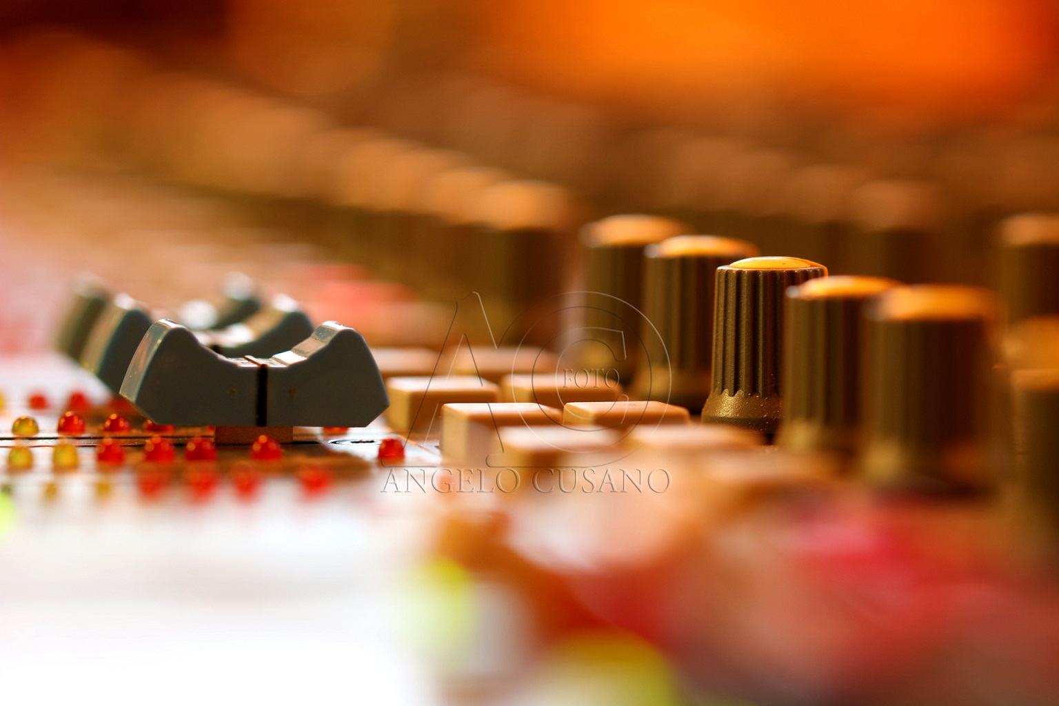 particolare del mixer Soundcraft b400