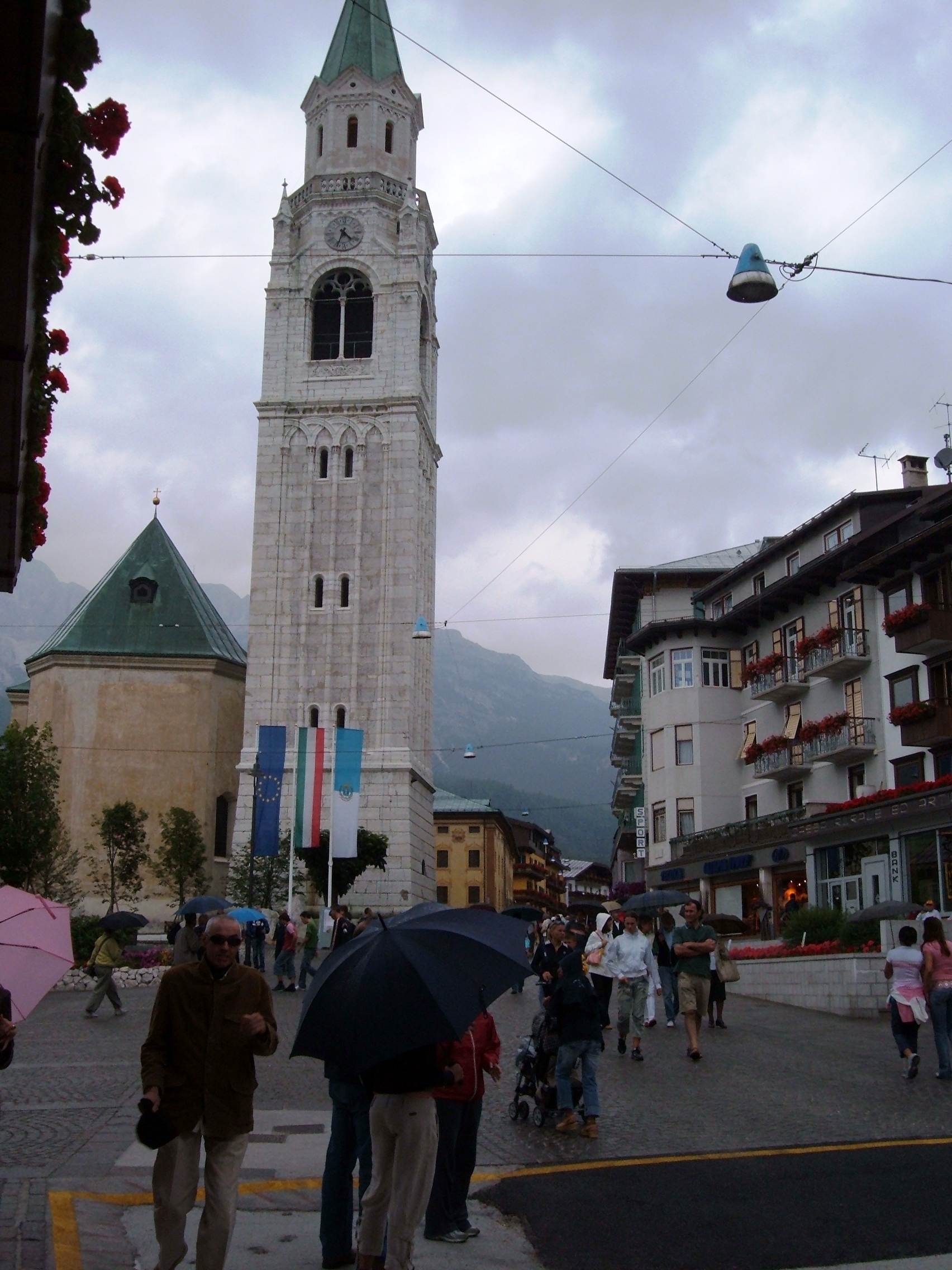 ......sempre passeggiando per Cortina d'Ampezzo-
