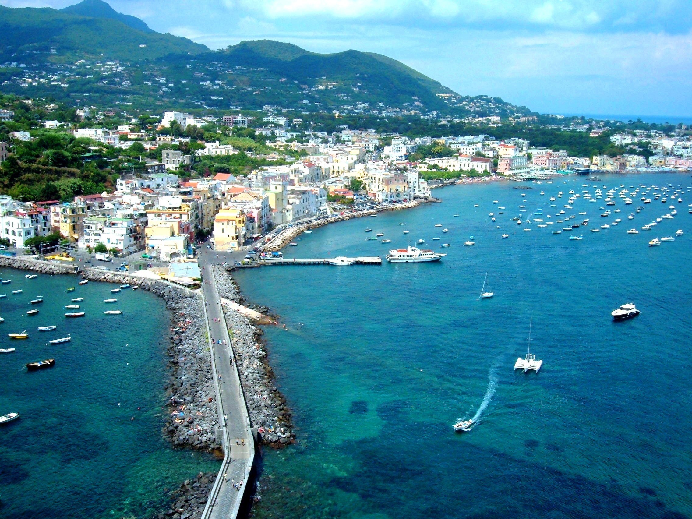 Ischia vista dal Castello Aragonese
