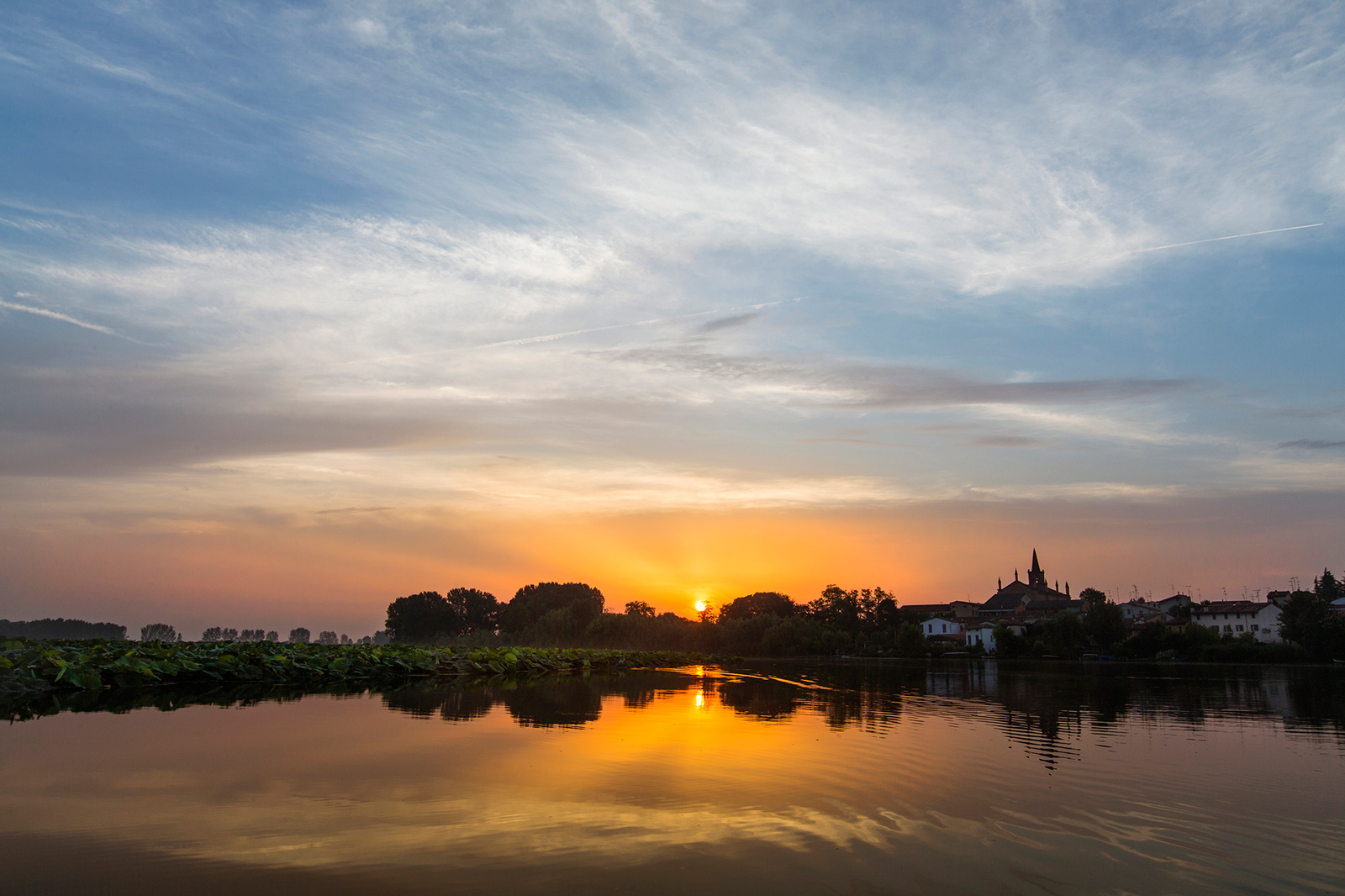 Alba sul lago di Mantova (1)