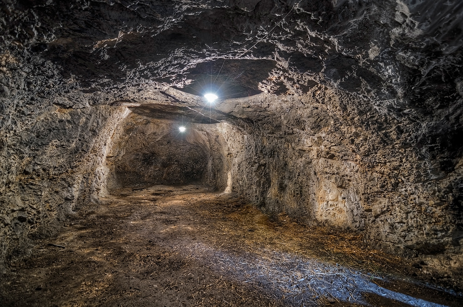 Caverne del Nagia Grom 1