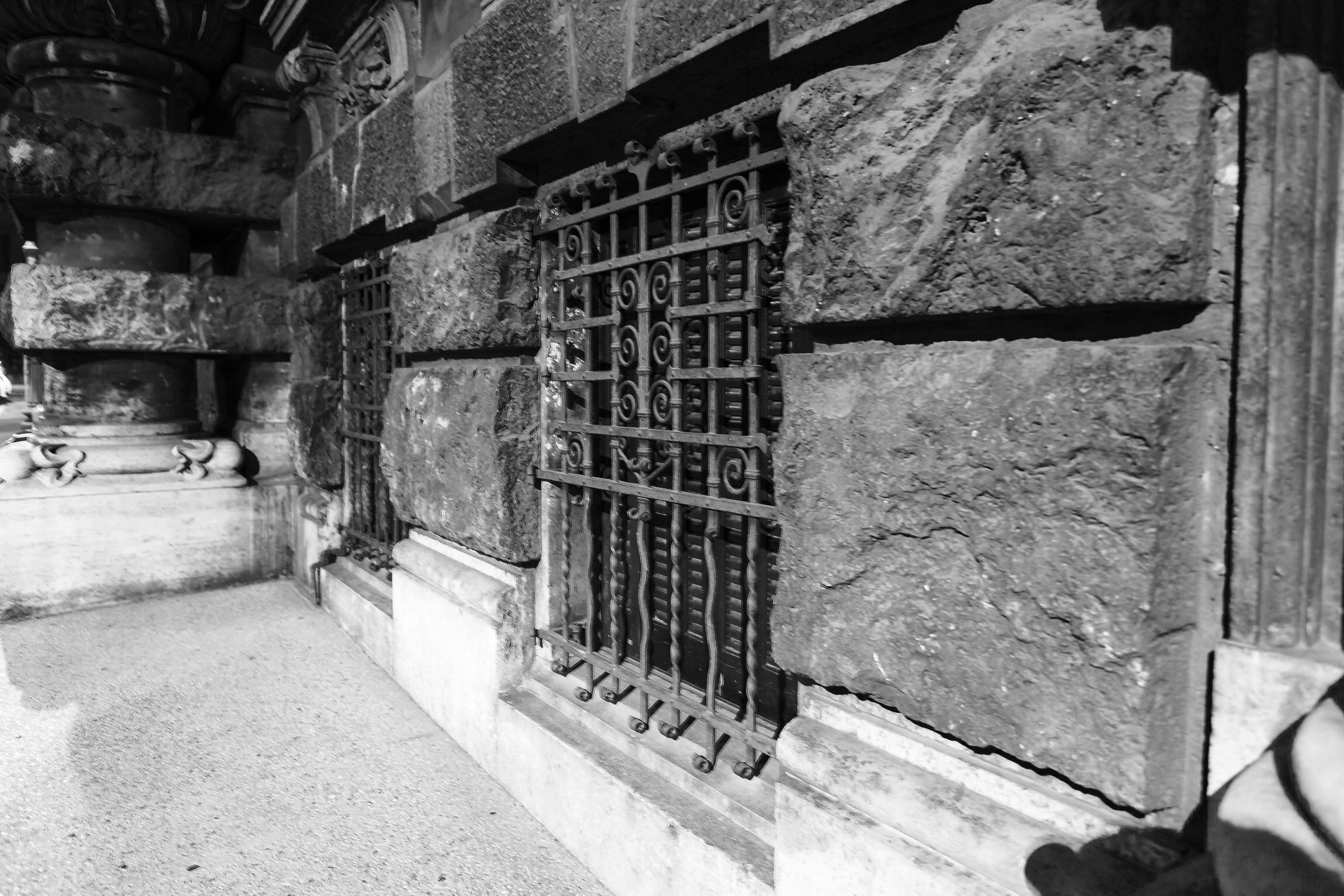 Quartiere coppede' 4 -Irongate