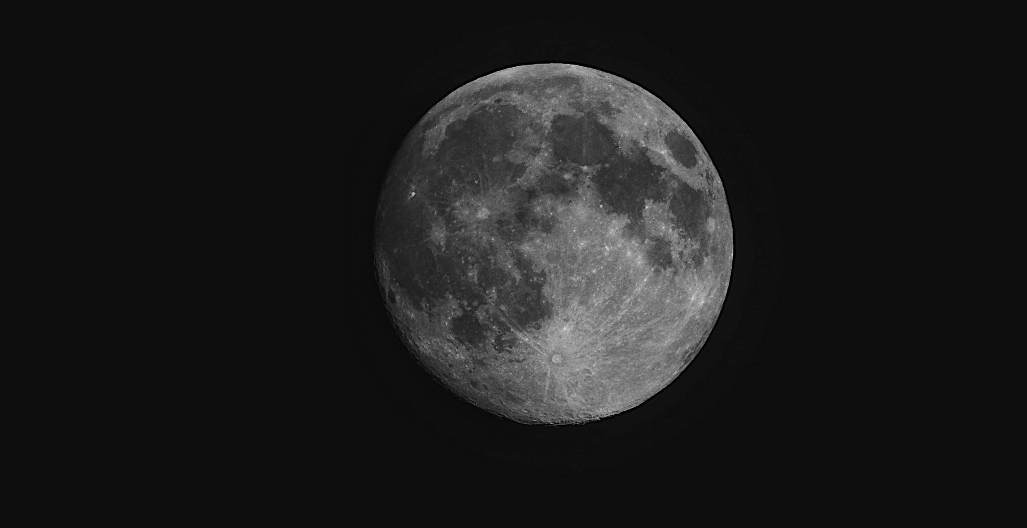 Full moon ... or almost