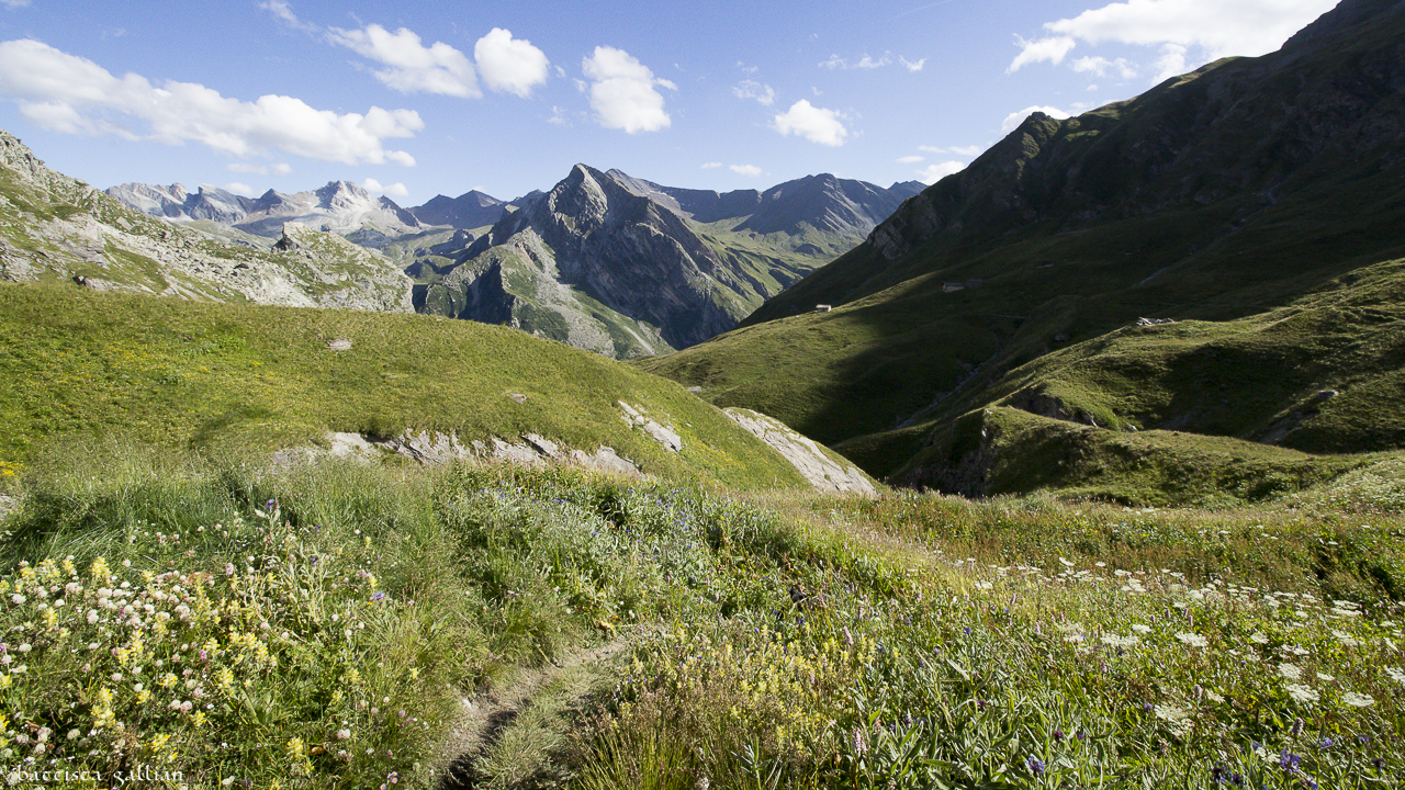 Ser Rui Michel valley view.