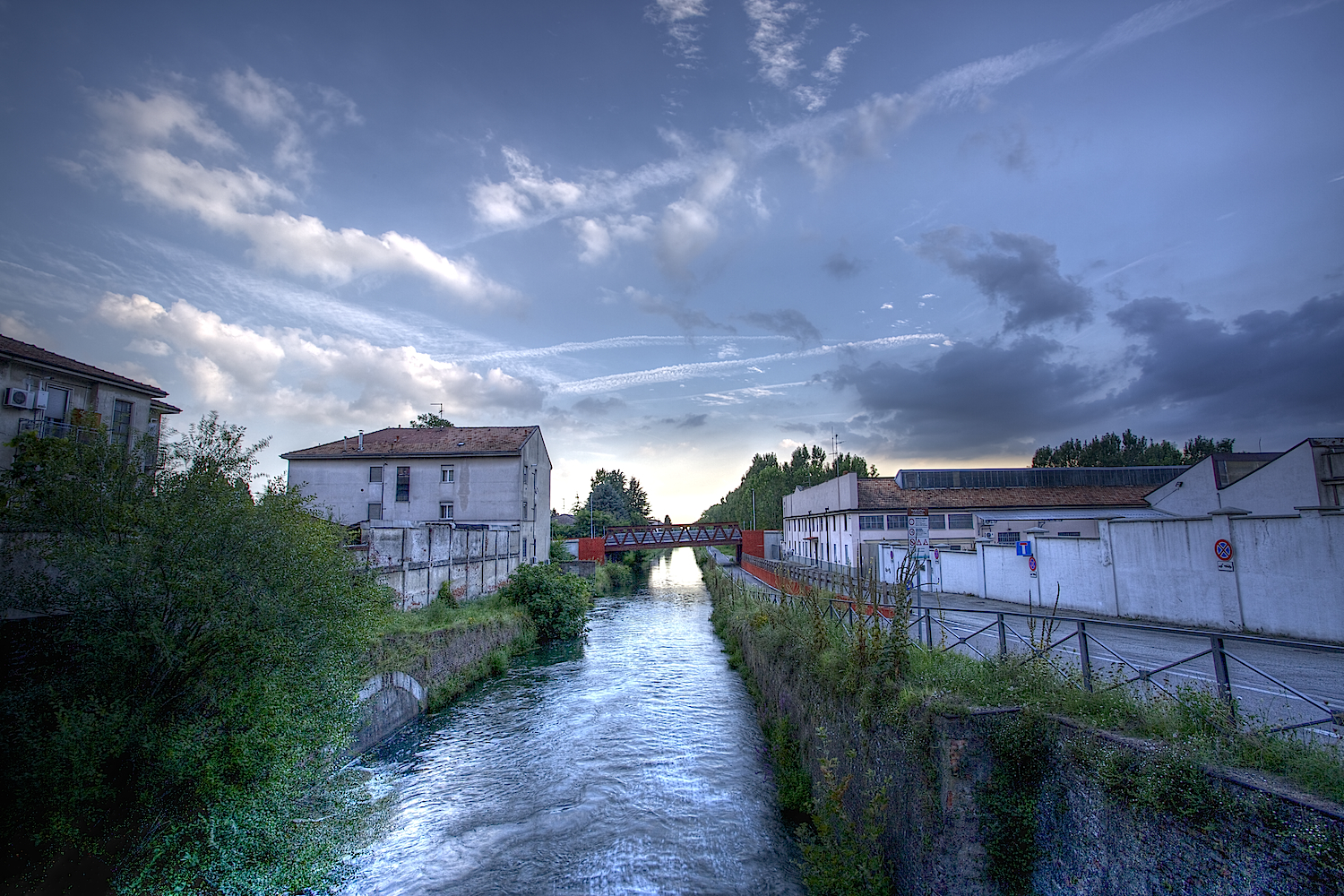 To the south of the spinning mill