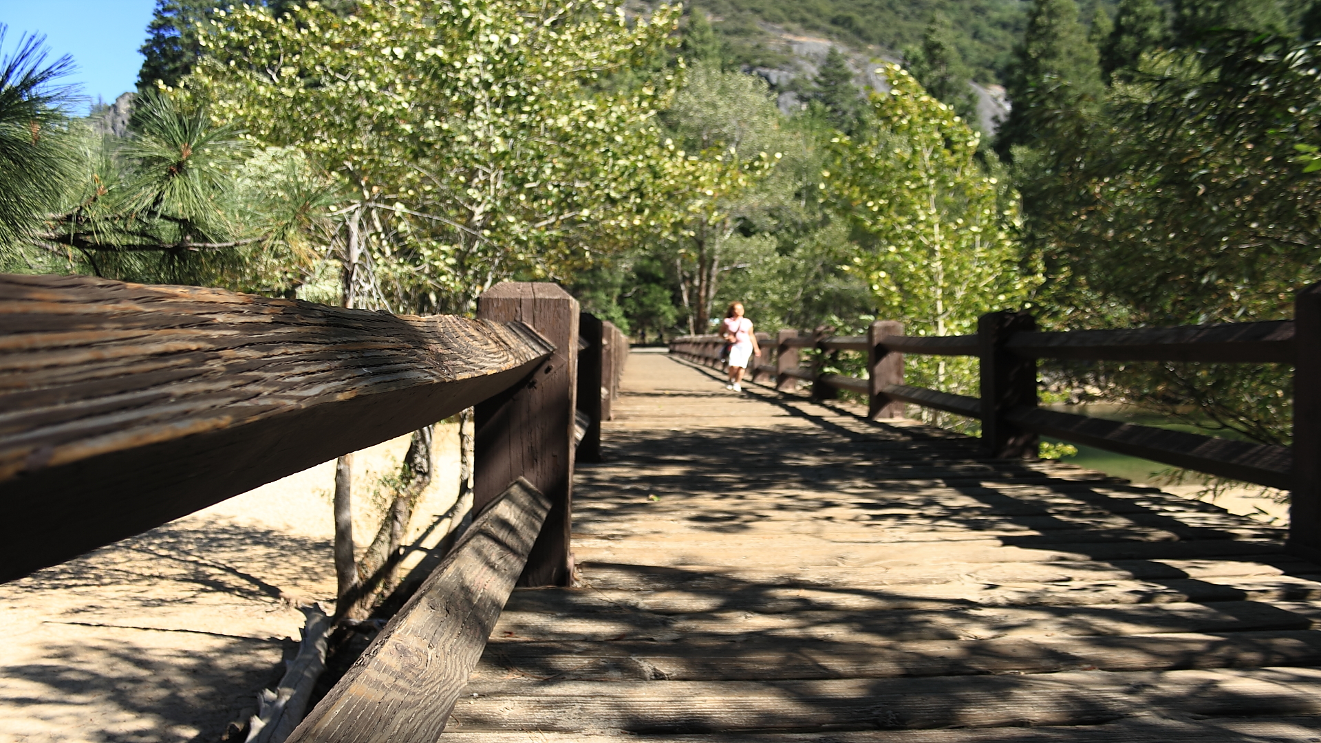 Walk over the bridge - Yosemite Park