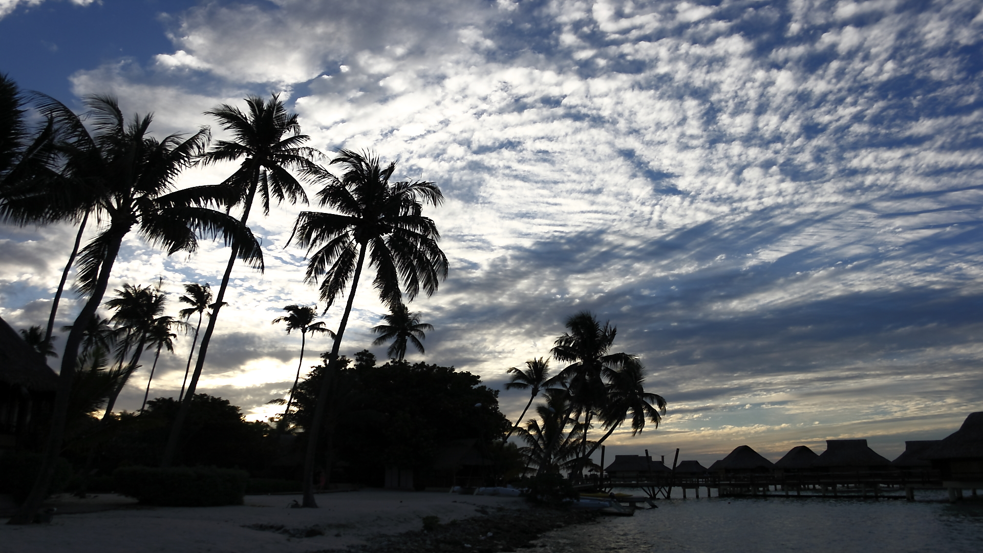 Tramonto a Bora Bora