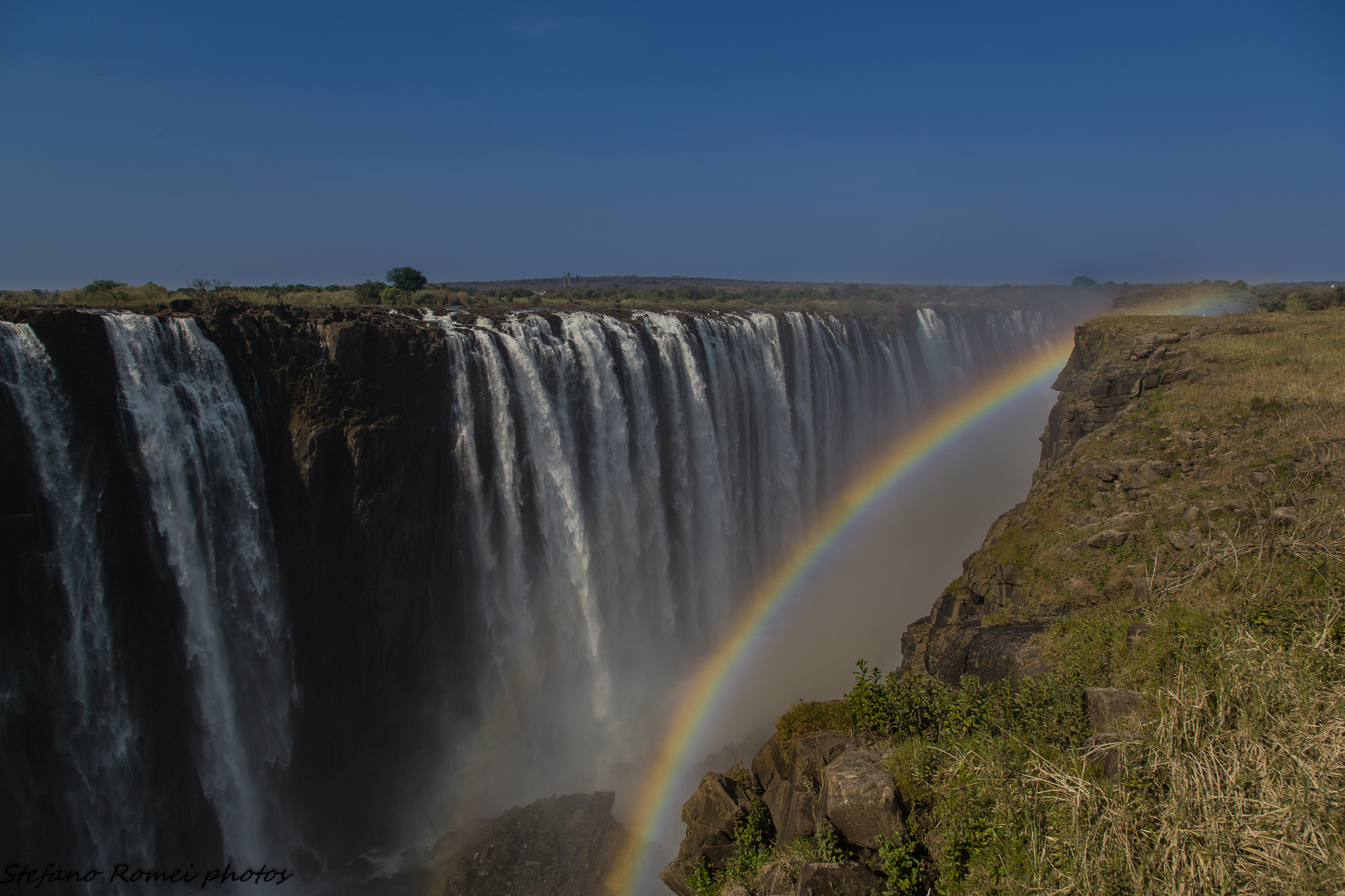 cascate d'acqua e di luce