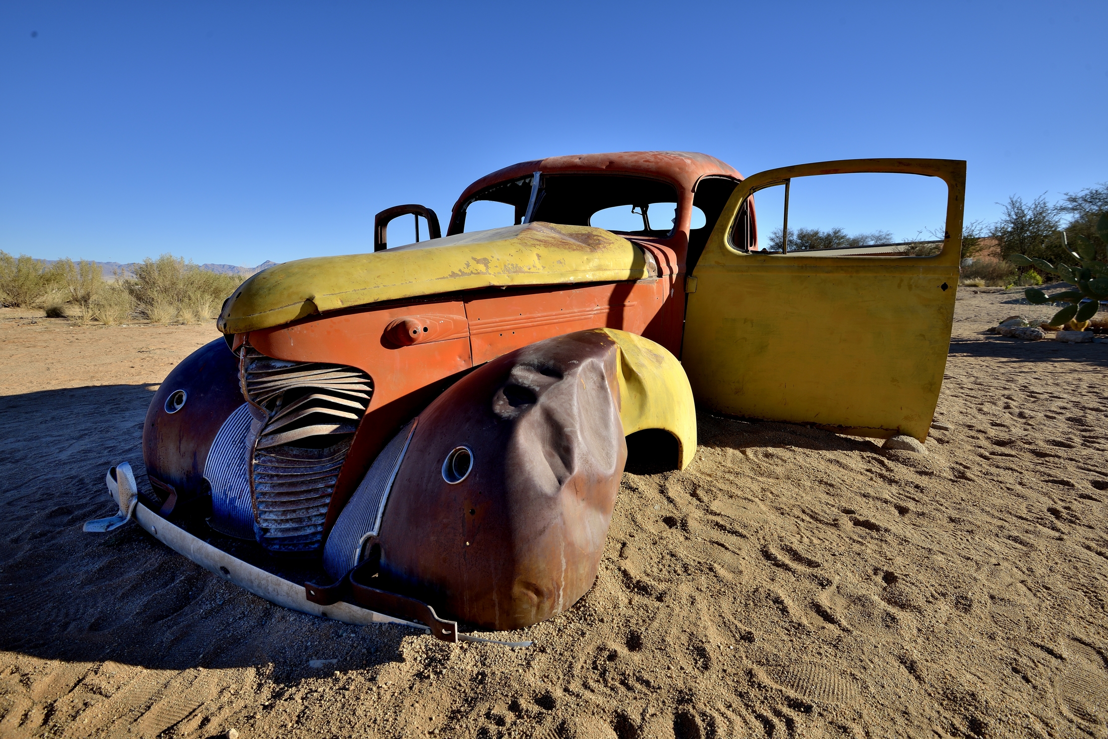 Deserto del Namib - Vecchia auto abbandonata