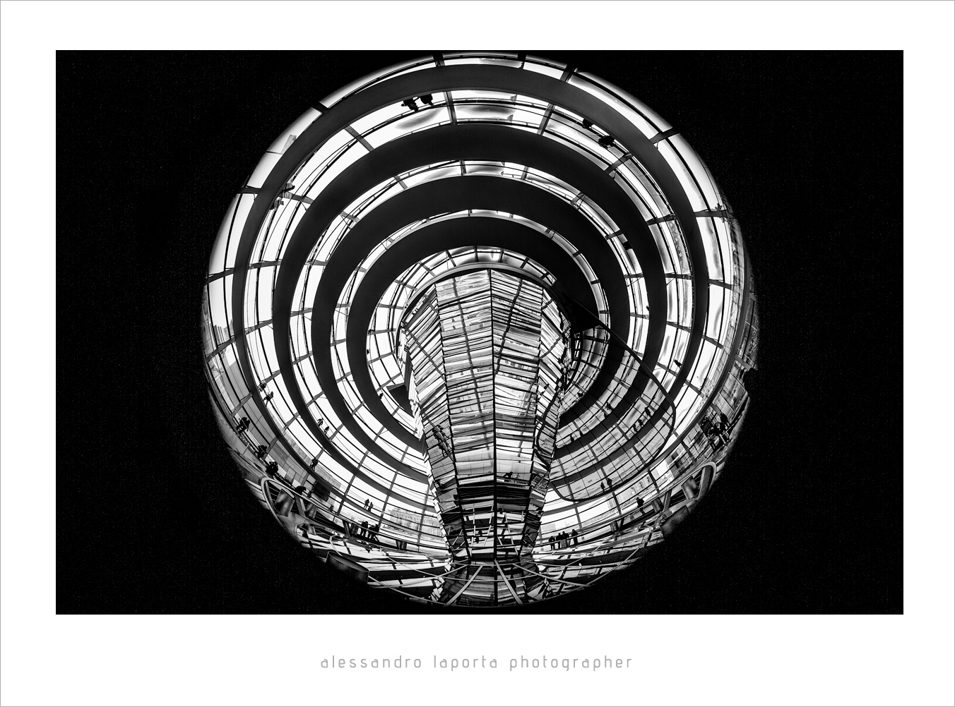 r e i c h s t a g s k u p p e l