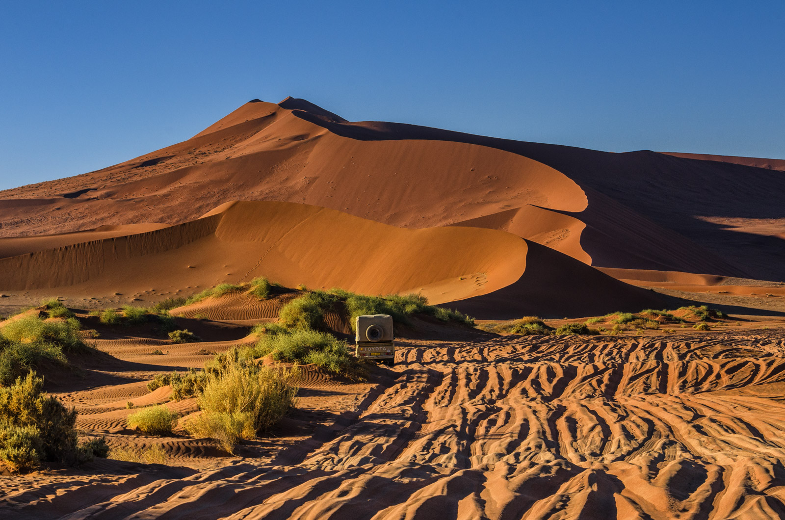 Beauty in difficult road